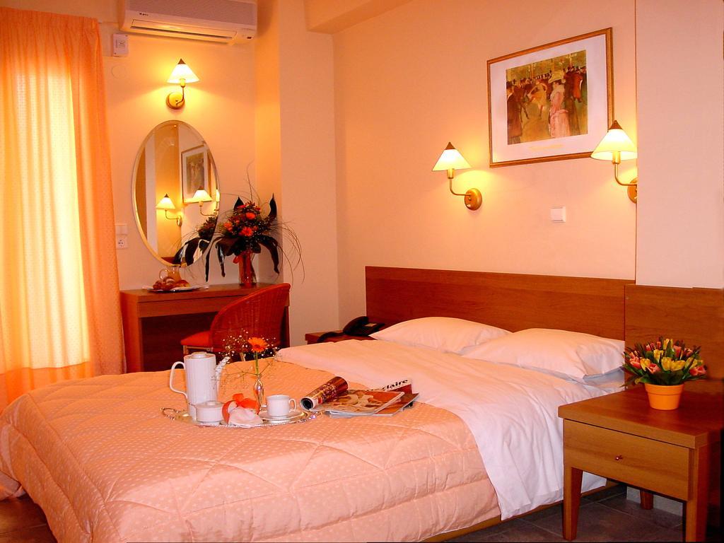 Hotel Naias Paralia Katerinis Bagian luar foto