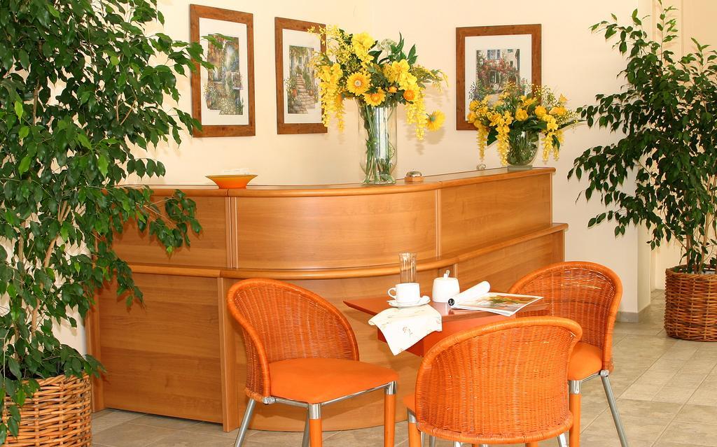 Hotel Naias Paralia Katerinis Bagian luar foto